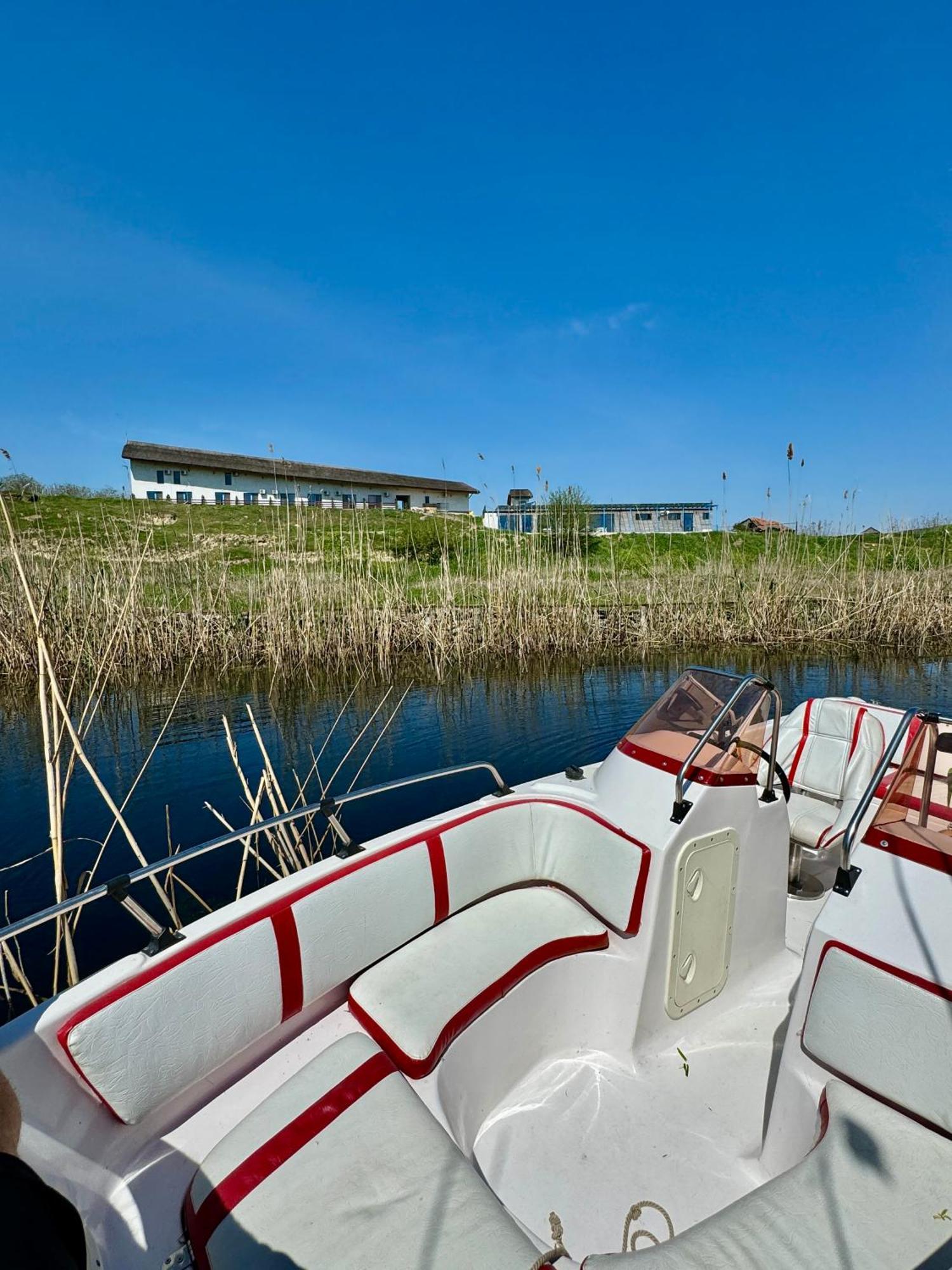 Danube Delta View Hotel Dunavăţu de Jos Bagian luar foto